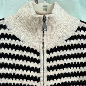 RDI Black and Cream Striped Cardigan - Large
